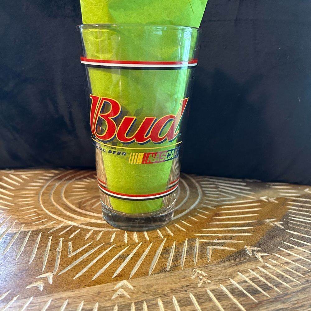 Budweiser NASCAR Pint Glass -Talladega